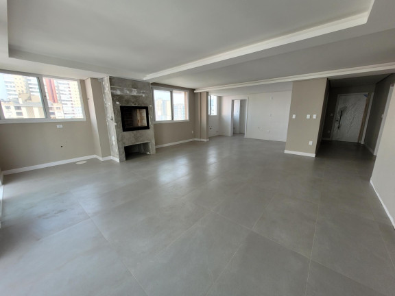 Apartamento com 3 Quartos à Venda, 152 m² em Centro - Santa Maria