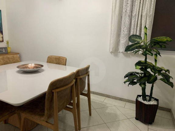 Imagem Apartamento com 4 Quartos à Venda, 130 m² em São Luiz - Belo Horizonte