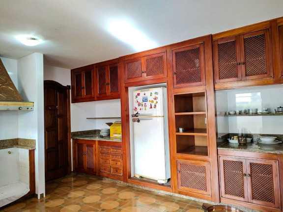 Imagem Casa com 4 Quartos à Venda, 459 m² em Bom Retiro - Teresópolis