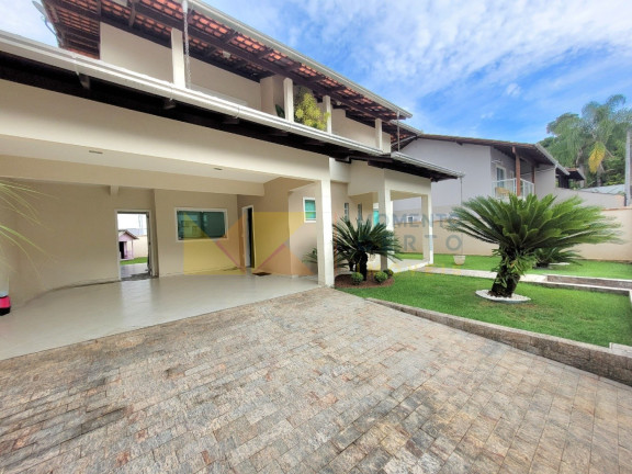 Casa com 3 Quartos para Alugar, 234 m² em Velha - Blumenau