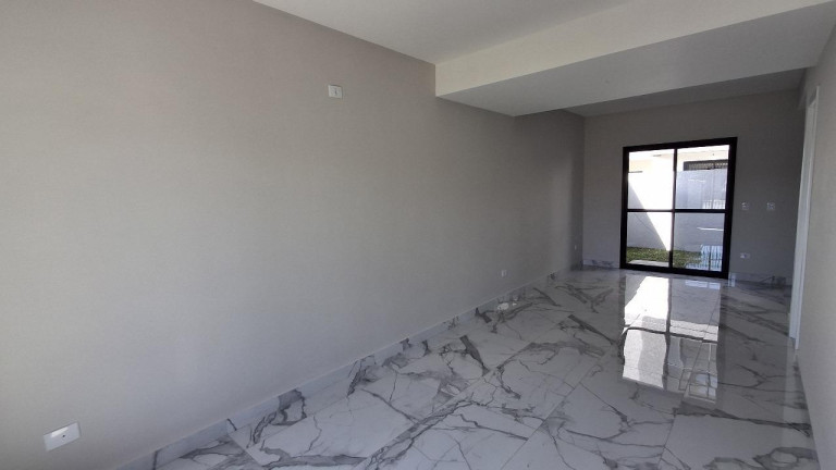 Imagem Casa com 3 Quartos à Venda, 118 m² em Xaxim - Curitiba