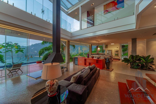 Imagem Casa de Condomínio com 4 Quartos à Venda, 1.200 m² em Praia Vermelha - Ubatuba