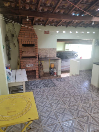 Casa com 4 Quartos à Venda, 300 m² em Parque Santa Inês - Botucatu