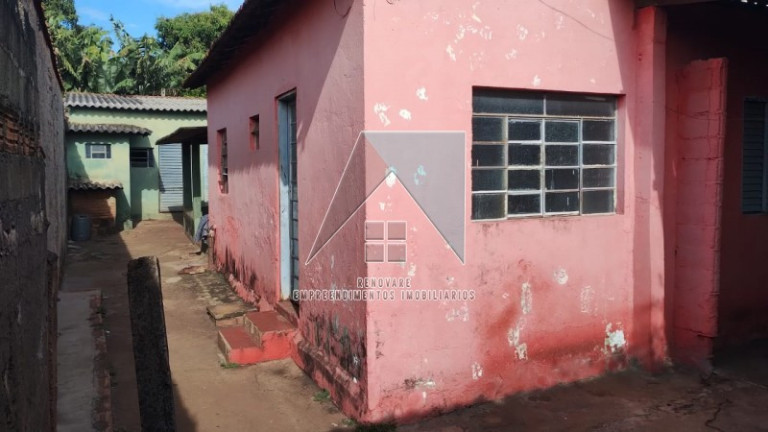 Imagem Casa com 6 Quartos à Venda, 76 m² em Ipiranga - Ribeirão Preto Imagem Casa com 6 Quartos à Venda, 76 m² em Ipiranga - Ribeirão Preto