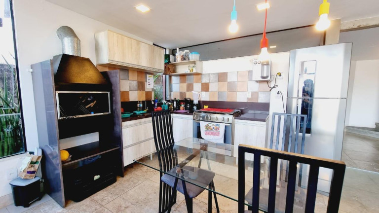 Imagem Casa de Condomínio com 8 Quartos à Venda, 390 m² em Horto Florestal - Salvador Imagem Casa de Condomínio com 8 Quartos à Venda, 390 m² em Horto Florestal - Salvador