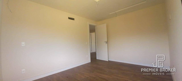 Imagem Casa com 5 Quartos à Venda, 410 m² em Golfe - Teresópolis