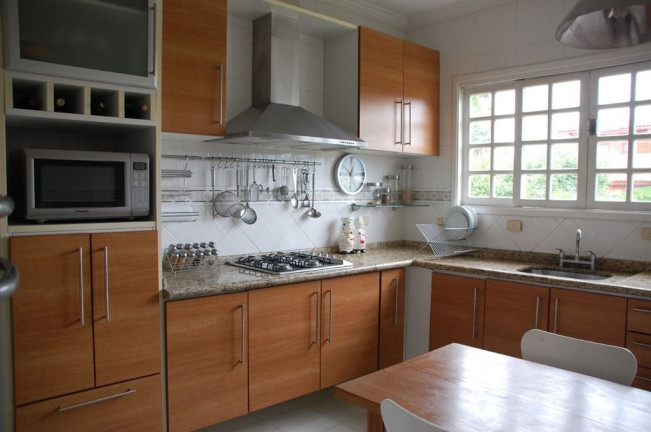 Imagem Casa com 3 Quartos à Venda, 241 m² em Tarumã - Santana De Parnaíba