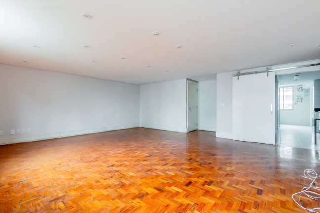 Imagem Apartamento com 3 Quartos à Venda, 134 m² em Cerqueira César - São Paulo Imagem Apartamento com 3 Quartos à Venda, 134 m² em Cerqueira César - São Paulo