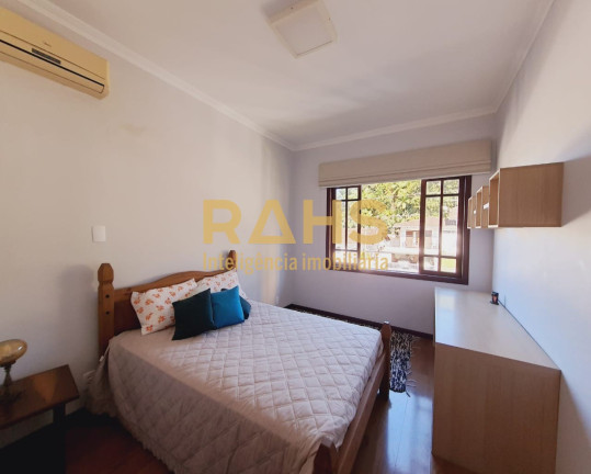 Imagem Casa com 4 Quartos à Venda, 420 m² em Anita Garibaldi - Joinville Imagem Casa com 4 Quartos à Venda, 420 m² em Anita Garibaldi - Joinville
