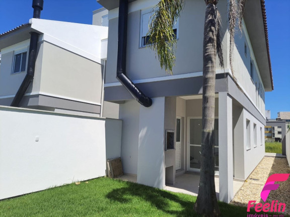 Imagem Casa com 3 Quartos à Venda, 168 m² em Campeche - Florianópolis Imagem Casa com 3 Quartos à Venda, 168 m² em Campeche - Florianópolis