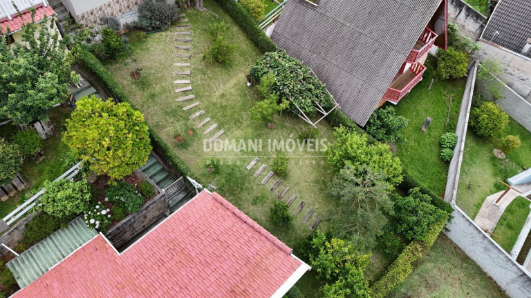 Imagem Imóvel com 4 Quartos à Venda, 202 m² em Região Da Vila Nova Suíça - Campos Do Jordão Imagem Imóvel com 4 Quartos à Venda, 202 m² em Região Da Vila Nova Suíça - Campos Do Jordão