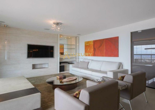 Imagem Imóvel com 4 Quartos à Venda, 244 m² em Vila Da Serra - Nova Lima Imagem Imóvel com 4 Quartos à Venda, 244 m² em Vila Da Serra - Nova Lima
