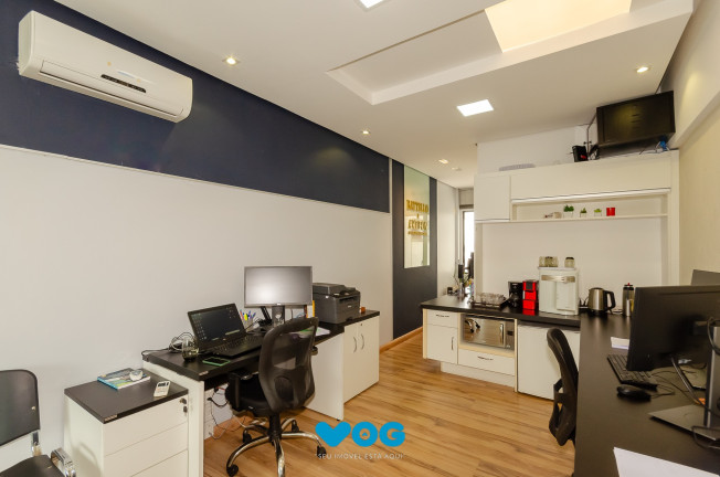 Sala Comercial para Alugar, 70 m² em Petrópolis - Porto Alegre
