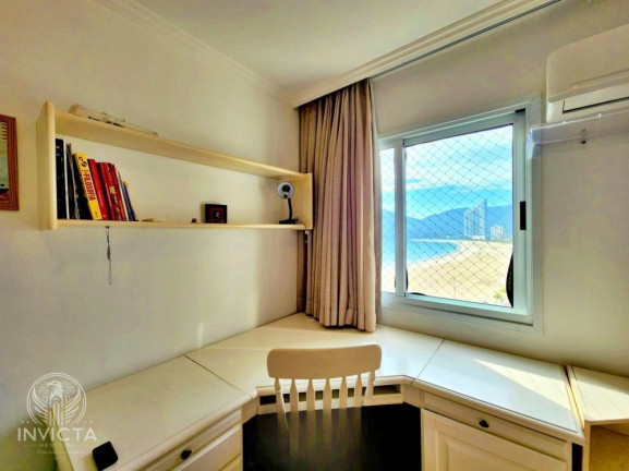 Imagem Apartamento com 3 Quartos à Venda, 170 m² em Centro - Balneário Camboriú Imagem Apartamento com 3 Quartos à Venda, 170 m² em Centro - Balneário Camboriú