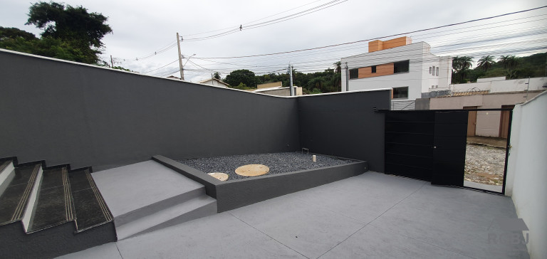 Casa com 2 Quartos à Venda,  em Floresta Encantada - Esmeraldas
