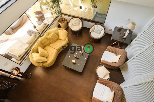 Casa com 5 Quartos à Venda ou Locação, 700 m² em Brooklin - São Paulo