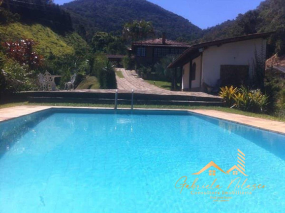 Imóvel com 7 Quartos à Venda, 288.000 m² em Itaipava - Petrópolis