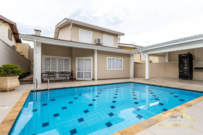 Casa de Condomínio com 4 Quartos à Venda, 360 m² em Alphaville - Santana De Parnaíba