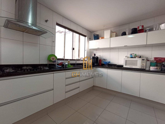 Imagem Sobrado com 3 Quartos à Venda, 180 m² em Parque Amazônia - Goiânia
