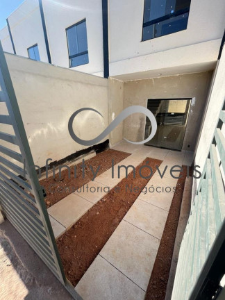 Imagem Casa com 2 Quartos à Venda,  em Londrina - Santa Luzia