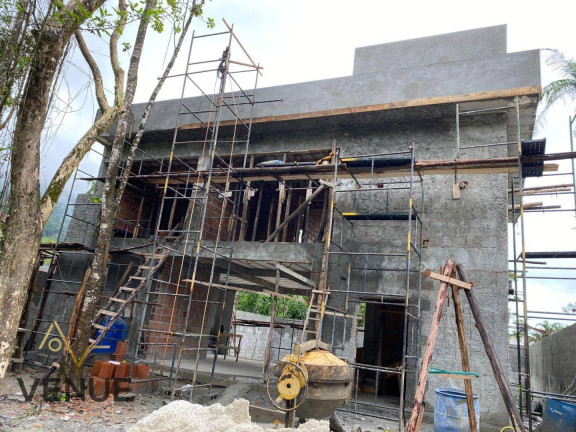 Imagem Sobrado com 5 Quartos à Venda, 247 m² em Massaguaçu - Caraguatatuba
