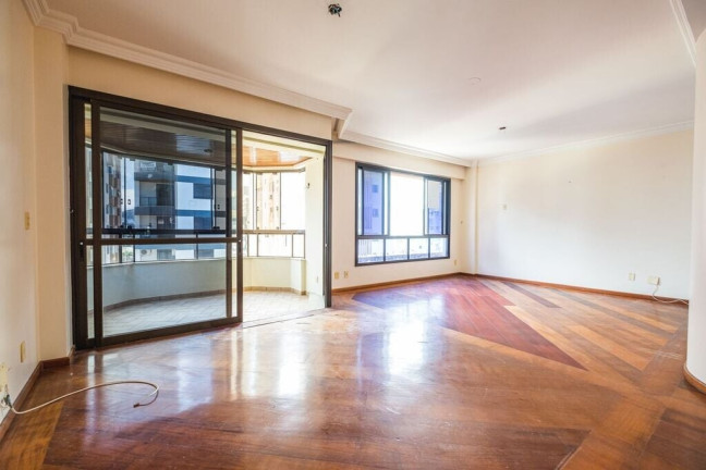 Imagem Apartamento com 4 Quartos à Venda, 254 m² em Centro - Florianópolis Imagem Apartamento com 4 Quartos à Venda, 254 m² em Centro - Florianópolis