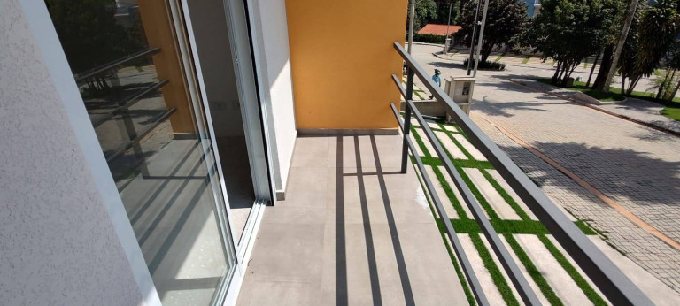 Imagem Casa de Condomínio com 3 Quartos à Venda, 110 m² em Jardim Pioneiro - Cotia