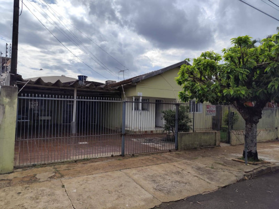 Casa com 3 Quartos à Venda, 525 m² em Vila Sampaio - Arapongas
