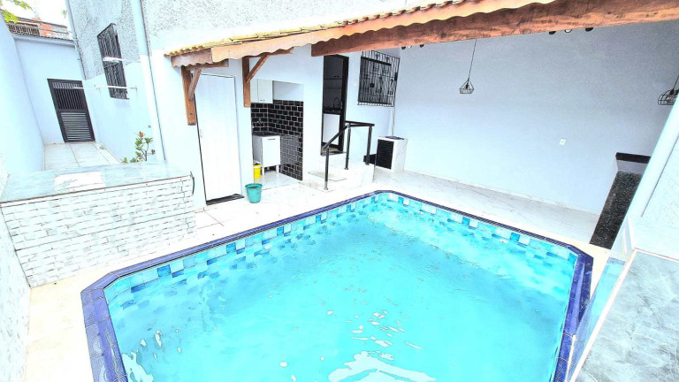 Imagem Casa com 2 Quartos à Venda, 150 m² em Centro - São Vicente Imagem Casa com 2 Quartos à Venda, 150 m² em Centro - São Vicente