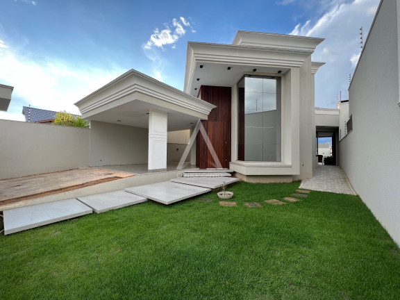 Casa com 3 Quartos à Venda, 264 m² em Residencial Bella Suíça - Sinop