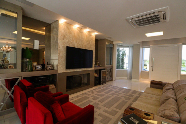 Imagem Casa com 4 Quartos à Venda, 339 m² em João Paulo - Florianópolis Imagem Casa com 4 Quartos à Venda, 339 m² em João Paulo - Florianópolis