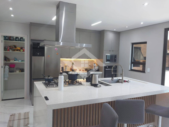 Imagem Casa com 3 Quartos à Venda, 220 m² em Paciência - Rio De Janeiro Imagem Casa com 3 Quartos à Venda, 220 m² em Paciência - Rio De Janeiro