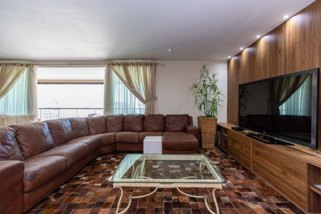 Imagem Imóvel com 3 Quartos à Venda, 218 m² em Brooklin Paulista - São Paulo Imagem Imóvel com 3 Quartos à Venda, 218 m² em Brooklin Paulista - São Paulo