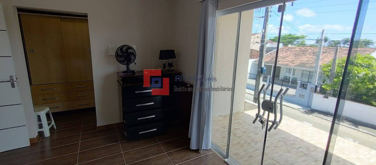 Imagem Casa com 4 Quartos à Venda, 260 m² em Enseada - São Francisco Do Sul