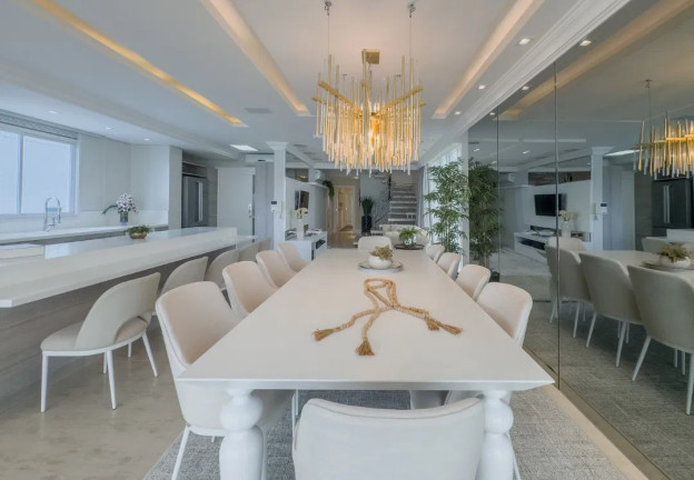 Imagem Cobertura com 3 Quartos à Venda, 273 m² em Centro - Balneário Camboriú