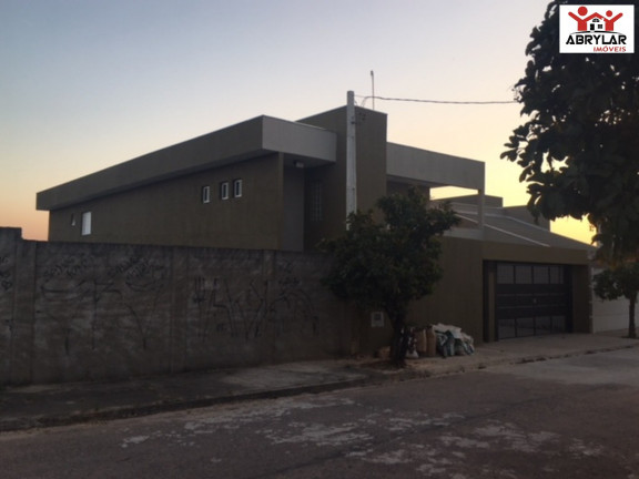 Imagem Imóvel com 4 Quartos à Venda, 350 m² em Medeiros - Jundiaí Imagem Imóvel com 4 Quartos à Venda, 350 m² em Medeiros - Jundiaí