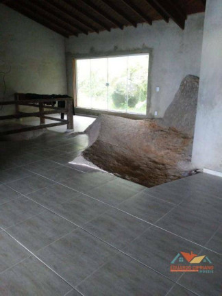 Imagem Casa com 5 Quartos à Venda, 600 m² em Lagoinha - Ubatuba
