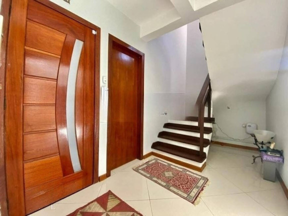 Imagem Casa com 4 Quartos à Venda, 233 m² em Menino Deus - Porto Alegre