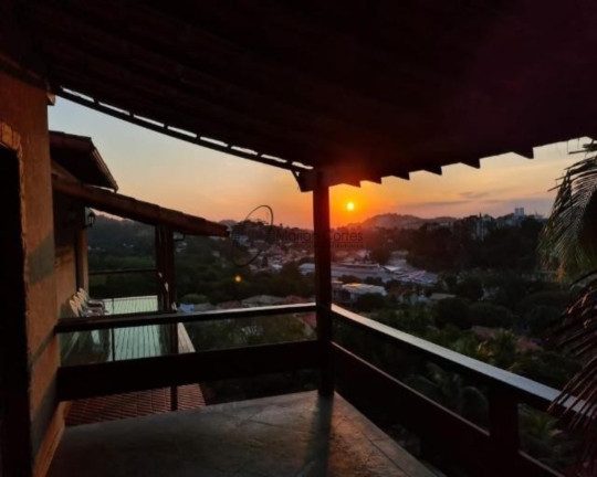 Imagem Casa com 4 Quartos à Venda, 403 m² em Badu - Niterói