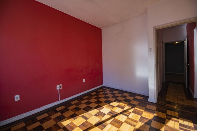 Imagem Imóvel com 3 Quartos à Venda, 88 m² em Bom Fim - Porto Alegre Imagem Imóvel com 3 Quartos à Venda, 88 m² em Bom Fim - Porto Alegre