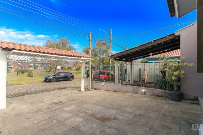 Imagem Casa à Venda, em Hípica - Porto Alegre Imagem Casa à Venda, em Hípica - Porto Alegre