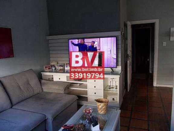Imagem Casa com 5 Quartos à Venda, 150 m² em Vila Kosmos - Rio De Janeiro Imagem Casa com 5 Quartos à Venda, 150 m² em Vila Kosmos - Rio De Janeiro