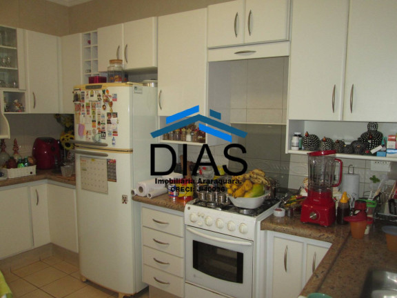 Imagem Casa com 3 Quartos à Venda, 196 m² em Vila Furlan - Araraquara