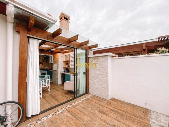 Imagem Casa de Condomínio com 3 Quartos à Venda, 132 m² em Rainha Do Mar - Xangri-la