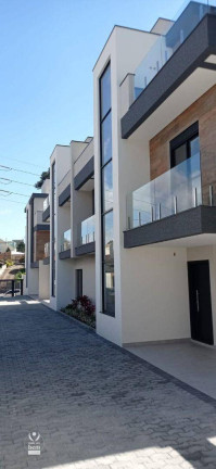 Sobrado com 3 Quartos à Venda, 165 m² em Bom Retiro - Curitiba