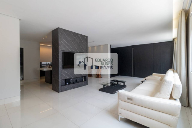 Imagem Apartamento com 2 Quartos à Venda, 164 m² em Lourdes - Belo Horizonte Imagem Apartamento com 2 Quartos à Venda, 164 m² em Lourdes - Belo Horizonte