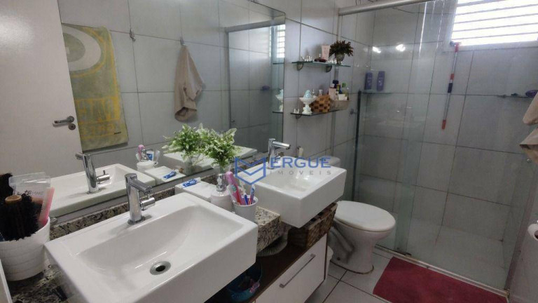 Imagem Casa com 4 Quartos à Venda, 167 m² em Edson Queiroz - Fortaleza Imagem Casa com 4 Quartos à Venda, 167 m² em Edson Queiroz - Fortaleza