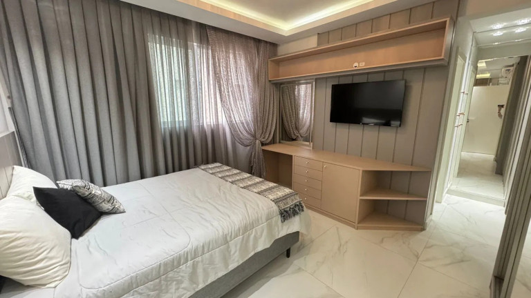 Imagem Apartamento com 4 Quartos à Venda, 162 m² em Meia Praia - Itapema