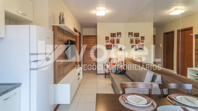 Imagem Casa com 2 Quartos à Venda, 150 m² em Restinga - Porto Alegre
