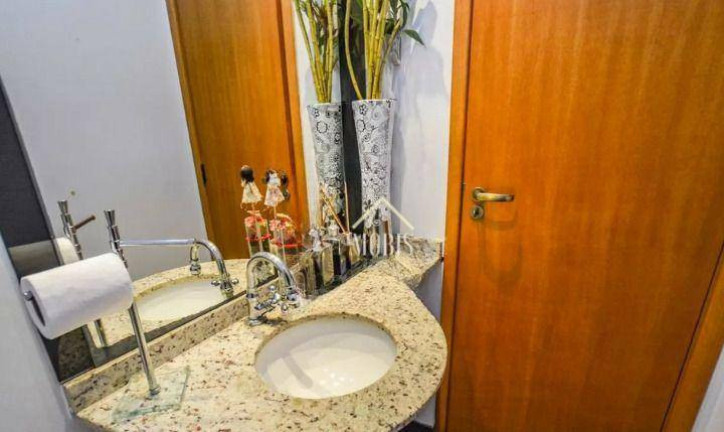 Imagem Apartamento com 3 Quartos à Venda, 144 m² em Vila Assunção - Santo André